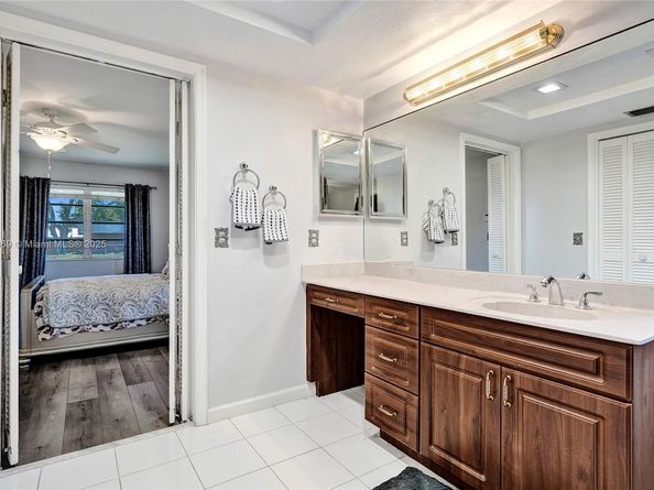 2525 SW 86th Ave, Davie FL 33324