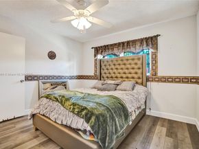 2525 SW 86th Ave, Davie FL 33324