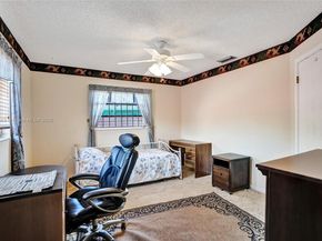 2525 SW 86th Ave, Davie FL 33324