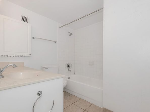1200 West Ave 1531, Miami Beach FL 33139