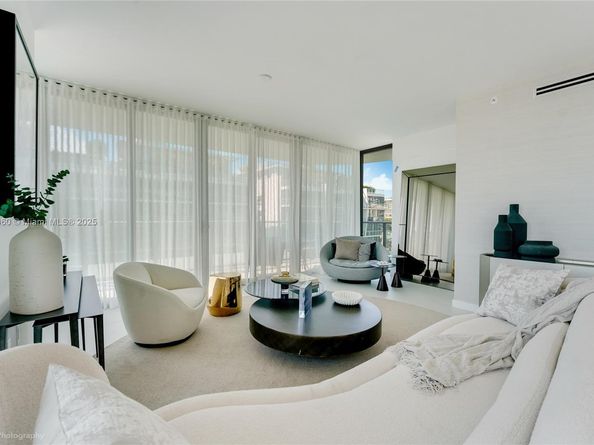 9901 W Bay Harbor Dr 303, Bay Harbor Islands FL 33154