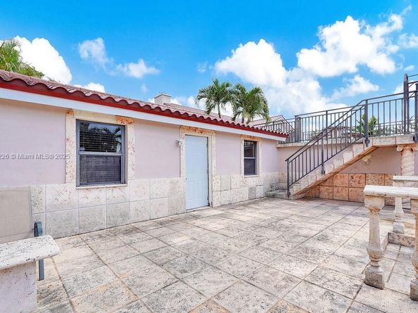 9291 SW 36th St, Miami FL 33165