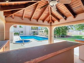 9291 SW 36th St, Miami FL 33165
