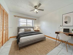 840 SW 105th Ave 318, Miami FL 33174