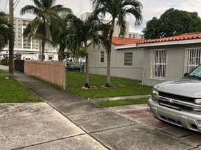904 E 24th St, Hialeah FL 33013