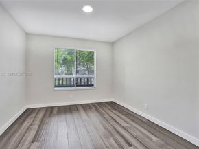 2062 E Discovery Cir E, Deerfield Beach FL 33442