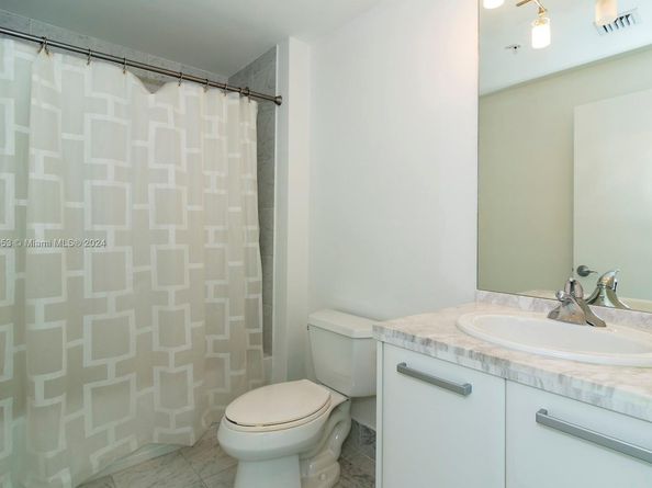 244 Biscayne Blvd 2203, Miami FL 33132
