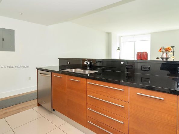244 Biscayne Blvd 2203, Miami FL 33132