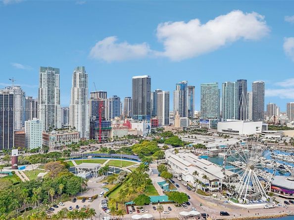 244 Biscayne Blvd 2203, Miami FL 33132