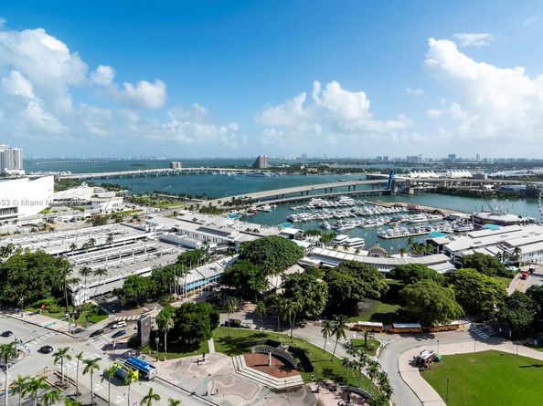 244 Biscayne Blvd 2203, Miami FL 33132