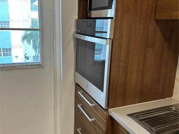 7845 NE Bayshore Ct 20, Miami FL 33138