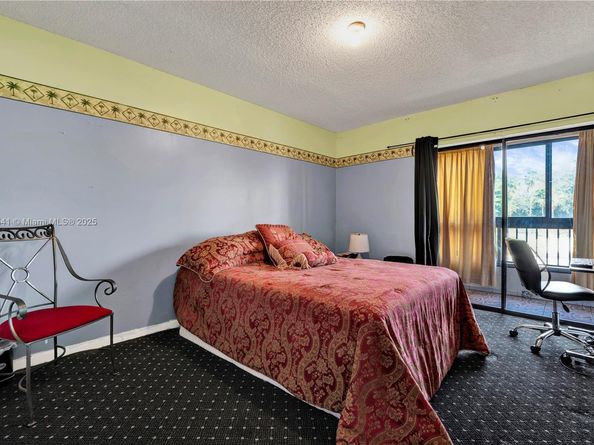 10720 SW 117th Ct, Miami FL 33186