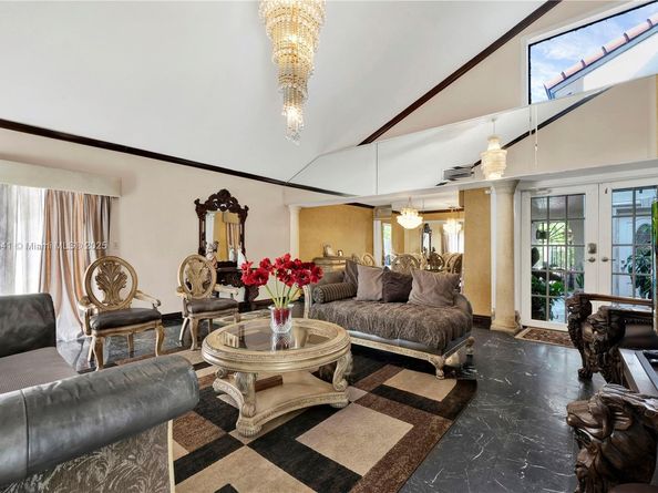 10720 SW 117th Ct, Miami FL 33186