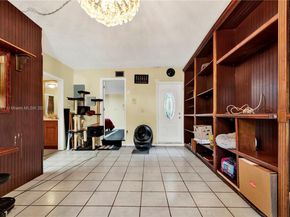 10720 SW 117th Ct, Miami FL 33186