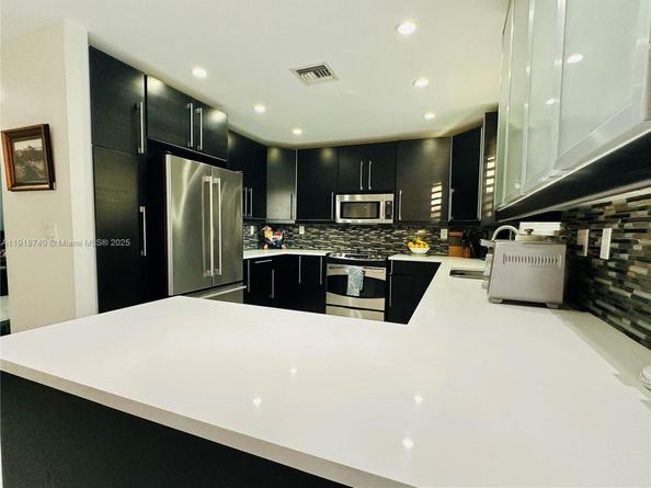 12920 SW 119th St, Miami FL 33186