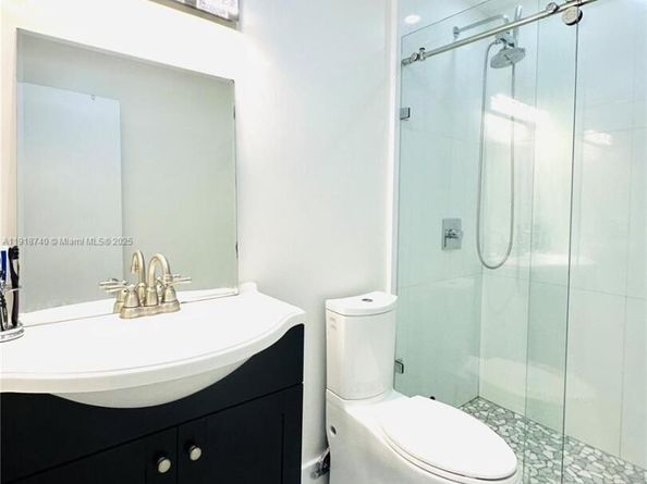 12920 SW 119th St, Miami FL 33186