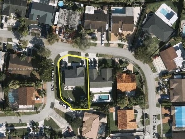 12920 SW 119th St, Miami FL 33186