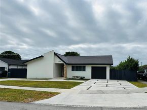12920 SW 119th St, Miami FL 33186
