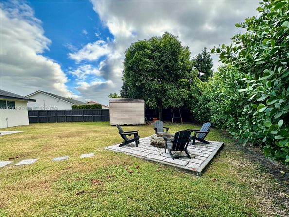 12920 SW 119th St, Miami FL 33186