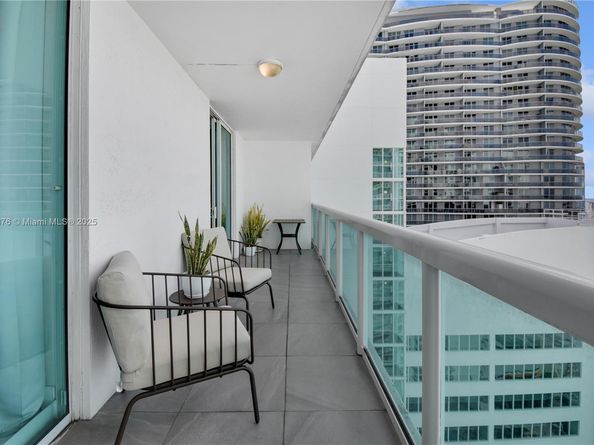 1800 N Bayshore Dr 4106, Miami FL 33132