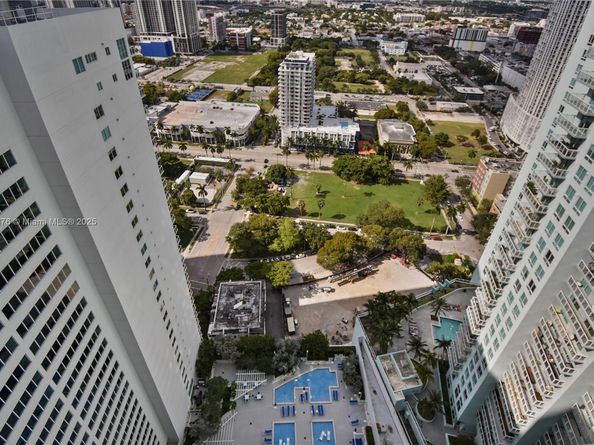 1800 N Bayshore Dr 4106, Miami FL 33132