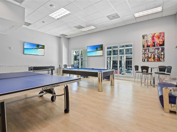 1800 N Bayshore Dr 4106, Miami FL 33132