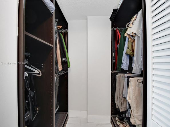 1800 N Bayshore Dr 4106, Miami FL 33132