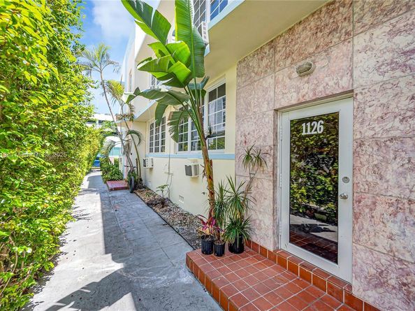 1124 Pennsylvania Ave, Miami Beach FL 33139