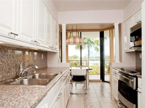 3600 Yacht Club Dr 402, Aventura FL 33180