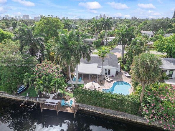 2837 NE 17th Ave, Wilton Manors FL 33334