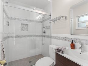 2837 NE 17th Ave, Wilton Manors FL 33334