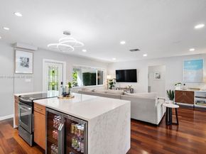 2837 NE 17th Ave, Wilton Manors FL 33334