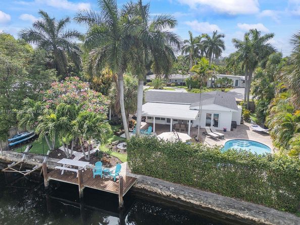 2837 NE 17th Ave, Wilton Manors FL 33334