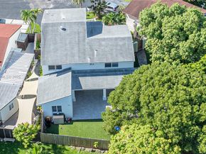 11441 SW 33rd Ln, Miami FL 33165