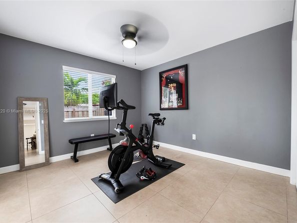 11441 SW 33rd Ln, Miami FL 33165