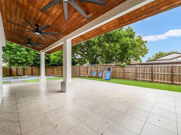 11441 SW 33rd Ln, Miami FL 33165