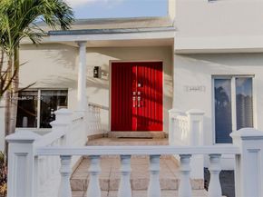 11441 SW 33rd Ln, Miami FL 33165