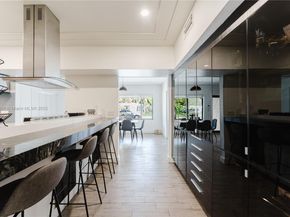 511 NE 134th St, North Miami FL 33161