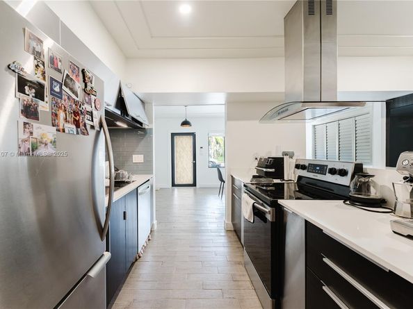 511 NE 134th St, North Miami FL 33161