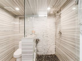 511 NE 134th St, North Miami FL 33161