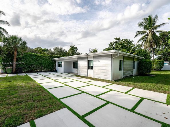 511 NE 134th St, North Miami FL 33161