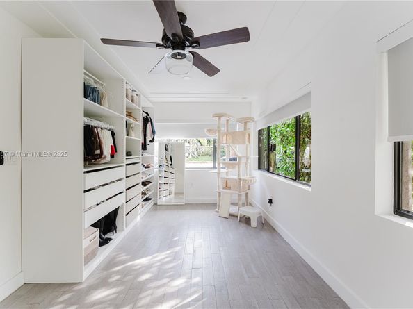 511 NE 134th St, North Miami FL 33161