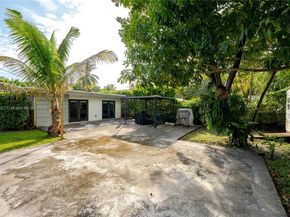 511 NE 134th St, North Miami FL 33161