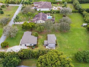 2751 SW 137th Ter, Davie FL 33330