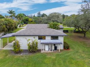 2751 SW 137th Ter, Davie FL 33330