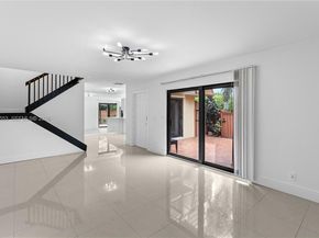 2971 SW 11th Pl, Deerfield Beach FL 33442