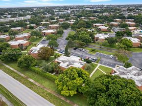 2971 SW 11th Pl, Deerfield Beach FL 33442