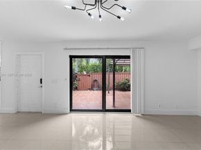 2971 SW 11th Pl, Deerfield Beach FL 33442