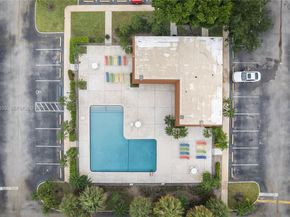 2971 SW 11th Pl, Deerfield Beach FL 33442