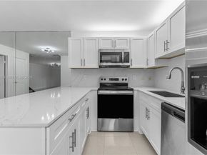 2971 SW 11th Pl, Deerfield Beach FL 33442